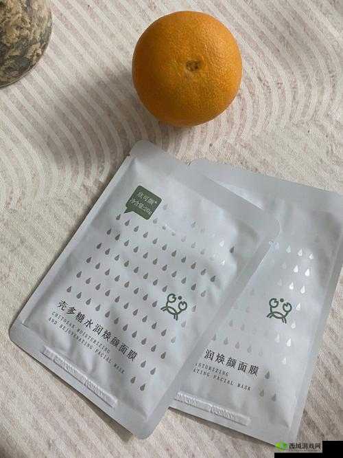 一边亲着一面膜下面怎么回事：探寻背后真相