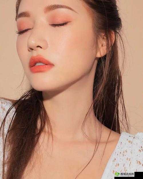 九色PORNY自拍女神佳星:美丽与诱惑的完美结合