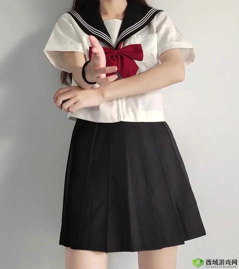六年级jk 扣出浆:纯真与欲望的交织