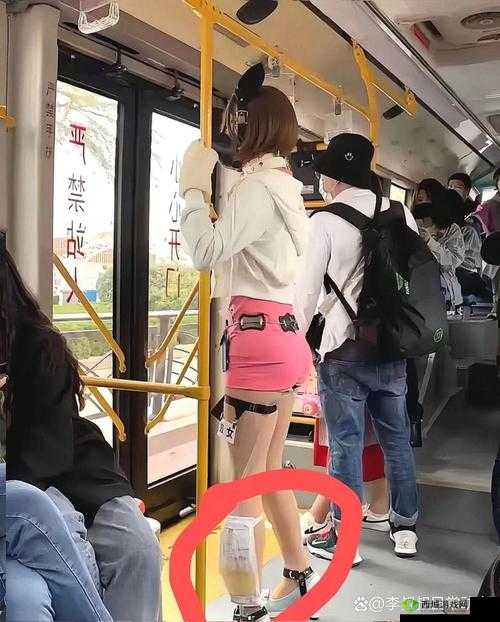 女人扒开腿秘免费网站:探索私密精彩世界