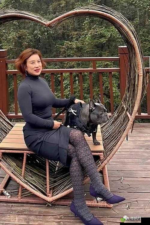 熟女独特魅力展现:熟女舔阴的别样风情