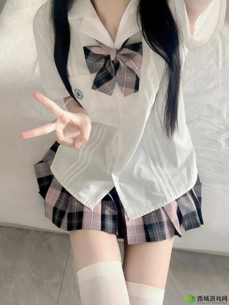 jk 少女开襟衫下的甜蜜秘密:探索运动中的激情与浪漫